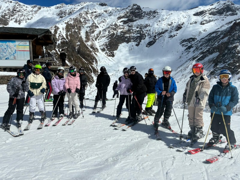 Students Enjoy Once‑in‑a‑Lifetime Italian Ski Adventure